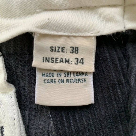 LL Bean Mens 38X34 (37X31.5) Corduroy Blue Navy Pants Pleated Outdoor High Rise - Picture 9 of 12